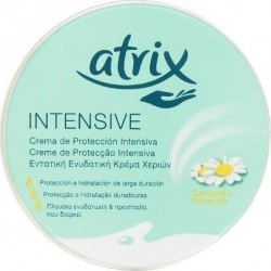 Atrix Intensive Protection Ενυδατική Κρέμα Χεριών Με Χαμομήλι 60ml